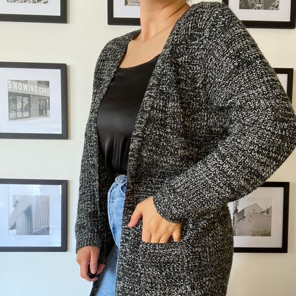 Active USA, knit cardigan. Size Large. Grey/black colour. - Picture 4 of 4